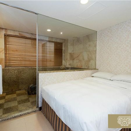 Royal Seasons Hotel Beitou Taipei Exterior photo