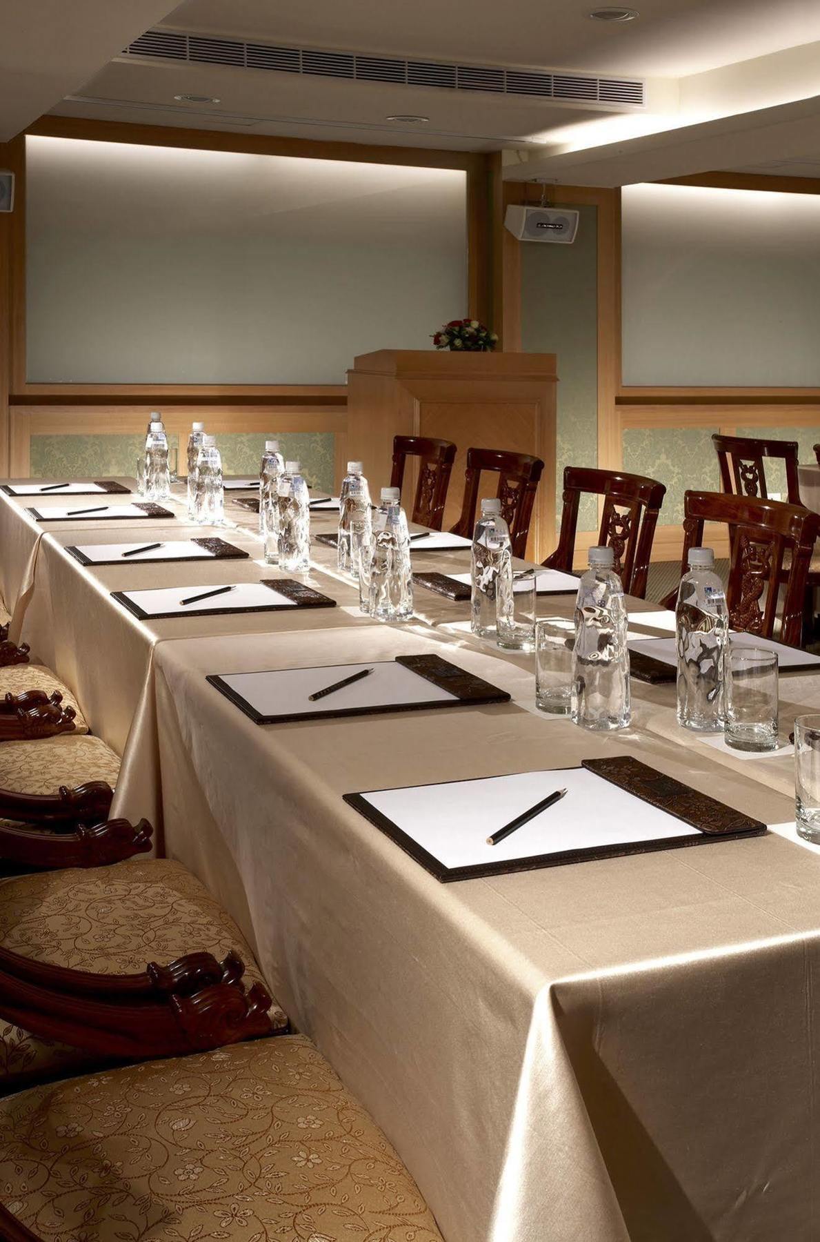 Royal Seasons Hotel Beitou Taipei Exterior photo